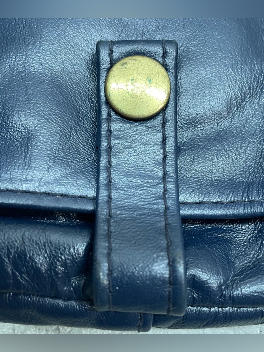 vintage Leather Crossbody Bag Womens Medium Navy Blue Good Soft Flap Brass - Picture 8 of 8